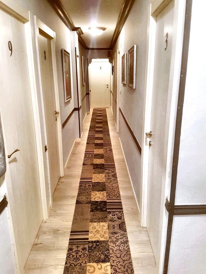 Hostal El Pesquero Burgo エクステリア 写真