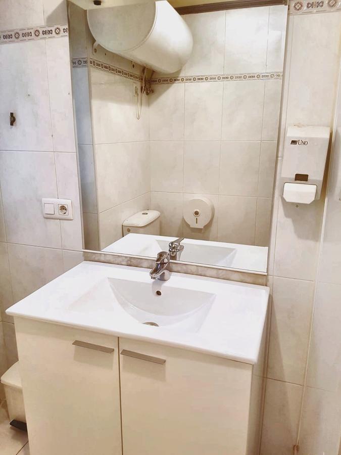 Hostal El Pesquero Burgo エクステリア 写真